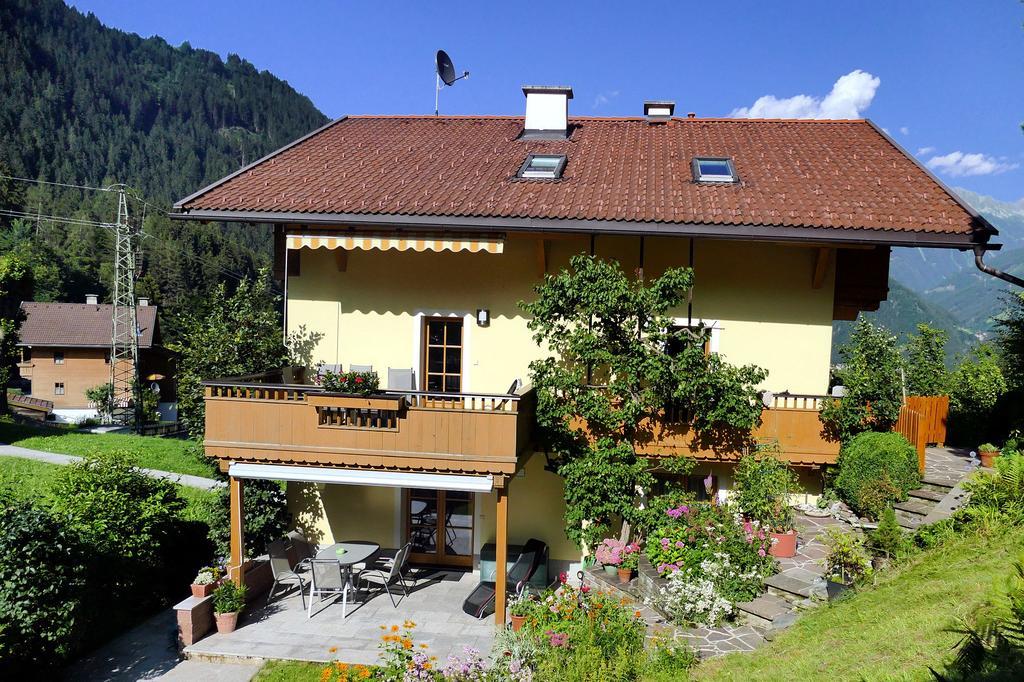 Haus Lundegg Daire Finkenberg Dış mekan fotoğraf